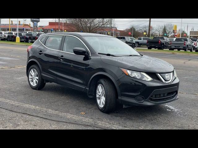 2018 Nissan Rogue Sport SV