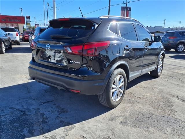 2018 Nissan Rogue Sport SV