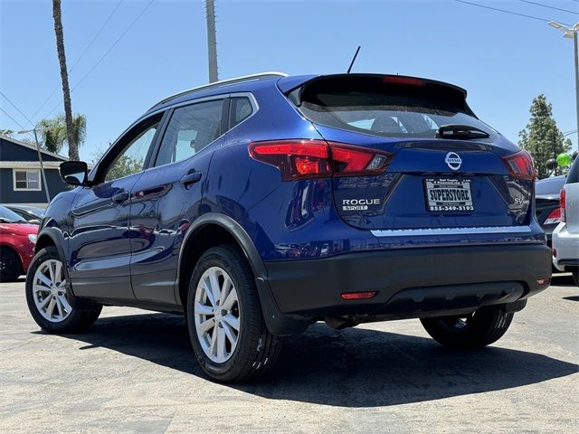 2018 Nissan Rogue Sport SV