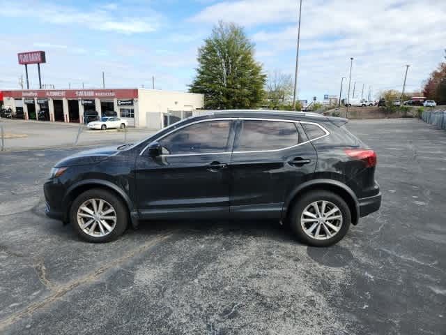 2018 Nissan Rogue Sport SV