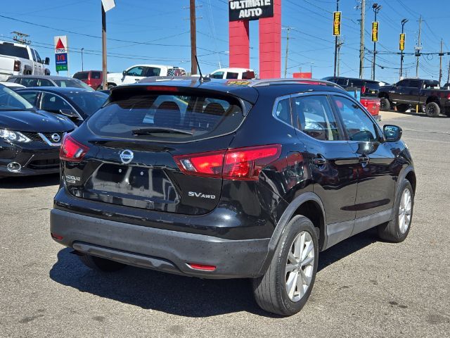 2018 Nissan Rogue Sport SV