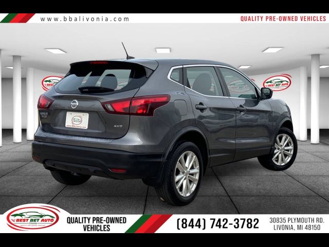 2018 Nissan Rogue Sport S