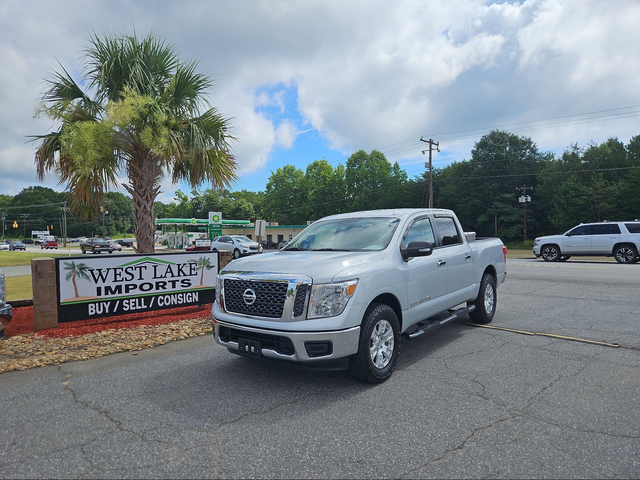 2018 Nissan Titan SV