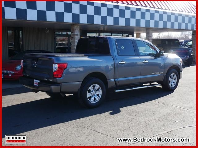 2018 Nissan Titan SV