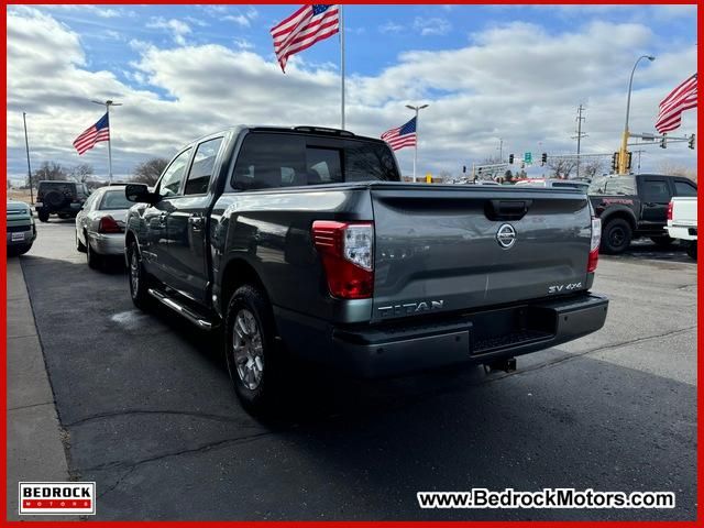 2018 Nissan Titan SV