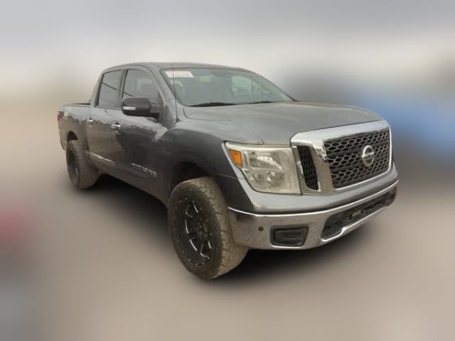 2018 Nissan Titan SV