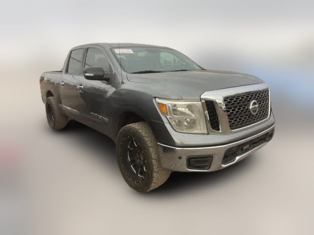 2018 Nissan Titan SV