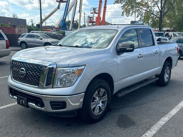 2018 Nissan Titan SV