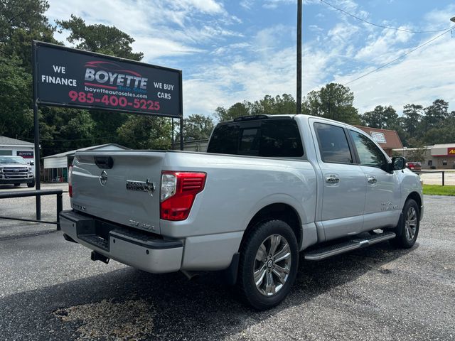 2018 Nissan Titan SV