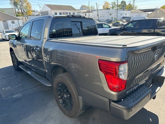 2018 Nissan Titan SL