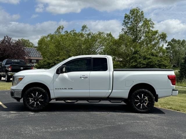 2018 Nissan Titan SV