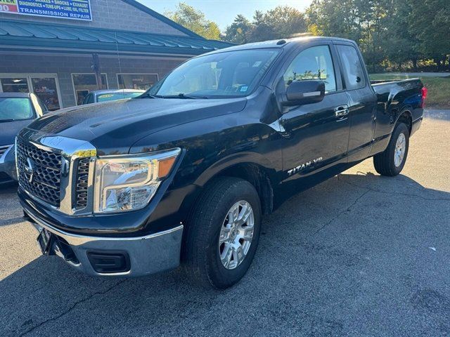 2018 Nissan Titan SV