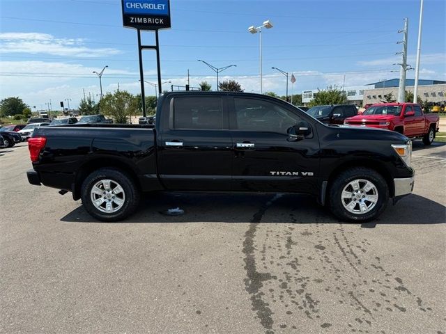 2018 Nissan Titan SV