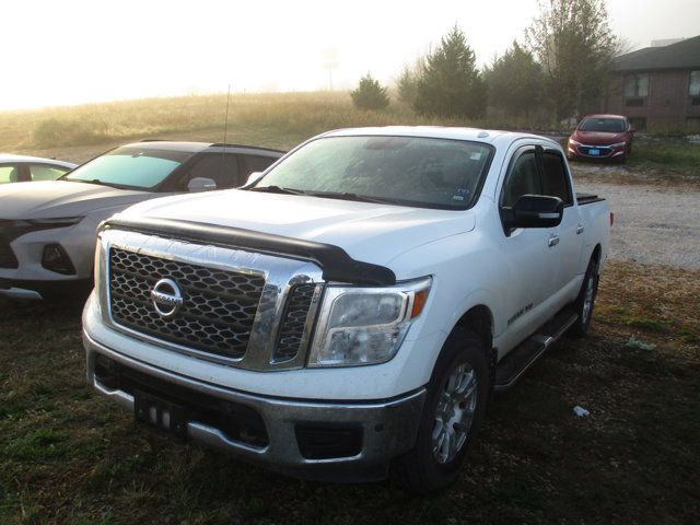 2018 Nissan Titan SV