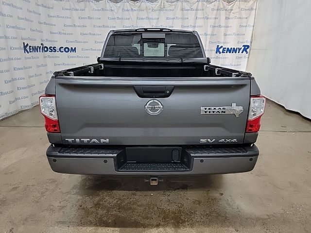 2018 Nissan Titan SV