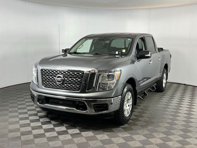 2018 Nissan Titan SV