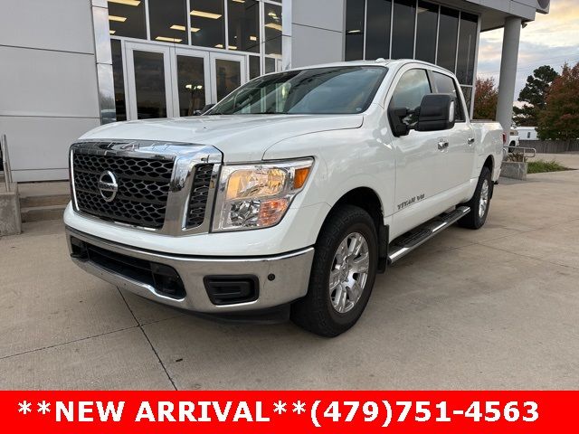 2018 Nissan Titan SV