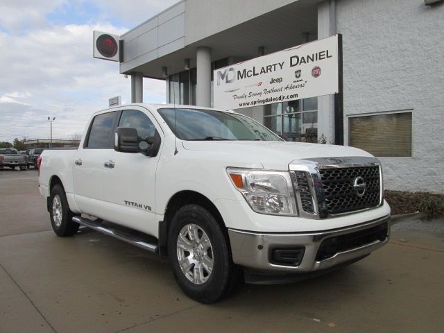 2018 Nissan Titan SV