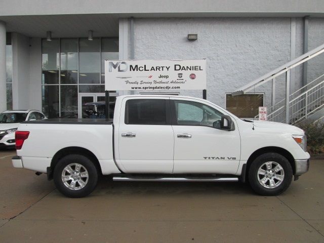 2018 Nissan Titan SV