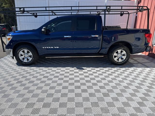 2018 Nissan Titan SV