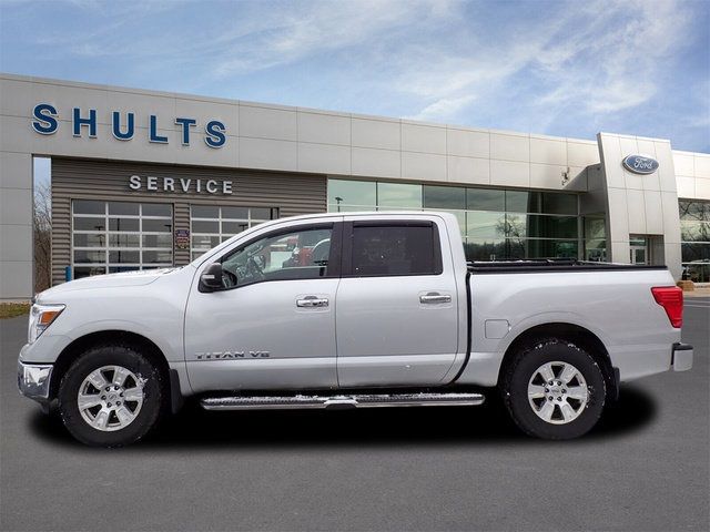 2018 Nissan Titan SV