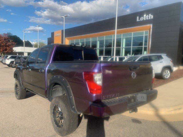 2018 Nissan Titan SV