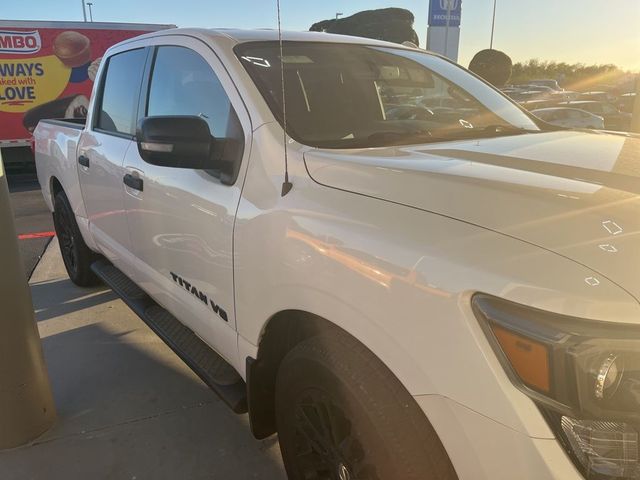 2018 Nissan Titan SV