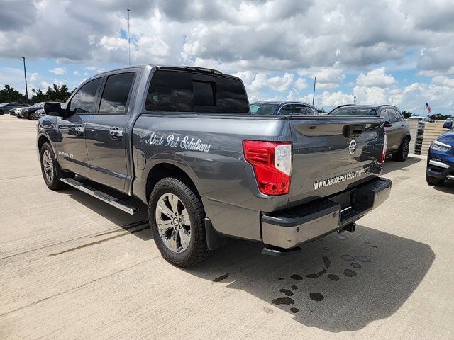 2018 Nissan Titan SV