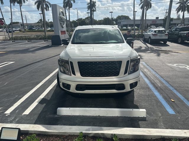 2018 Nissan Titan SV