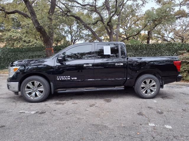 2018 Nissan Titan SV