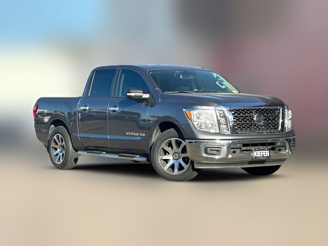 2018 Nissan Titan SV