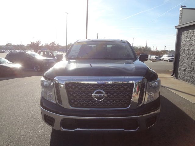 2018 Nissan Titan SV