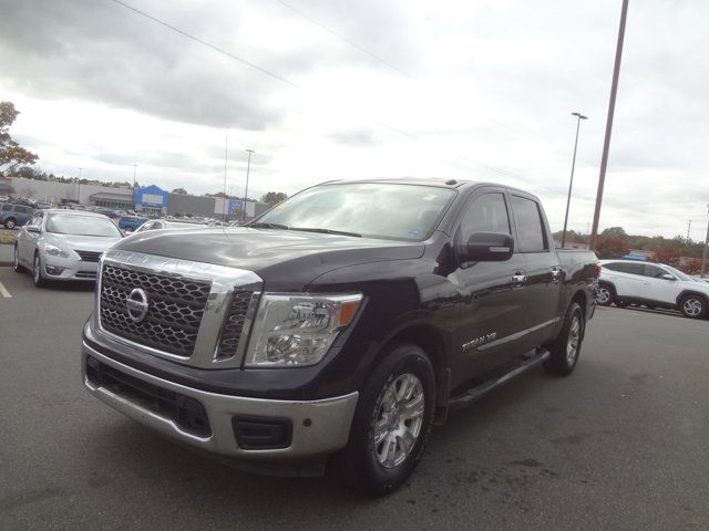 2018 Nissan Titan SV