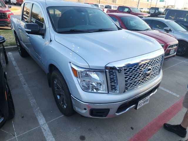 2018 Nissan Titan SV