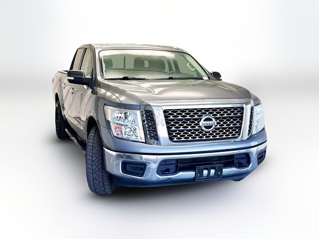 2018 Nissan Titan SV