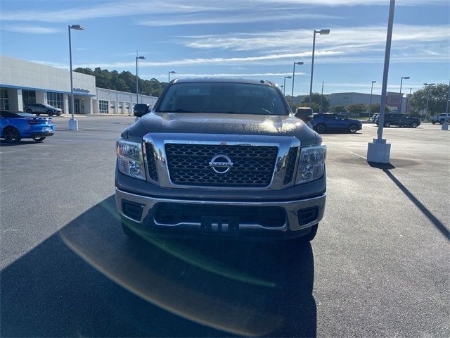 2018 Nissan Titan SV