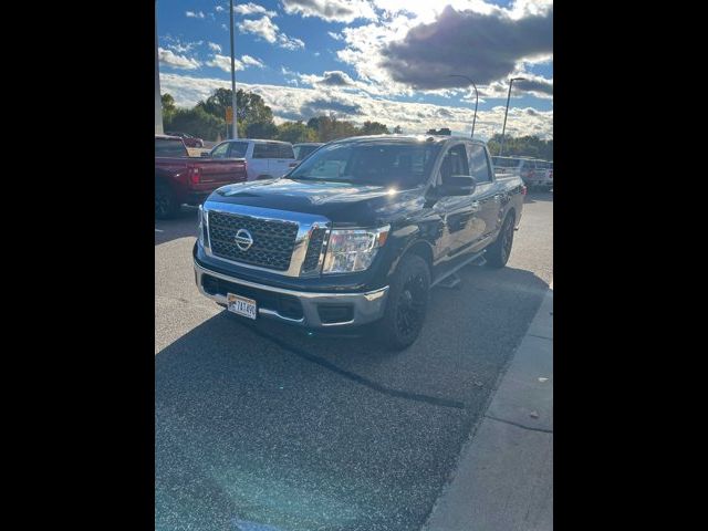 2018 Nissan Titan SV