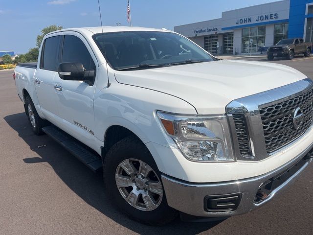 2018 Nissan Titan SV