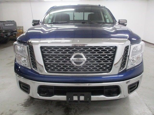 2018 Nissan Titan SV