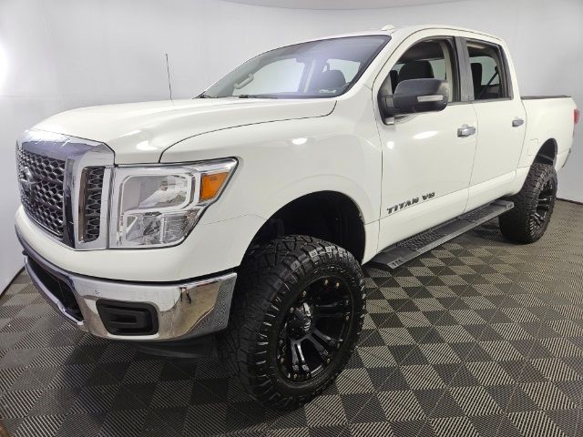 2018 Nissan Titan SV