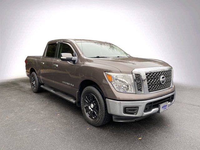 2018 Nissan Titan SV