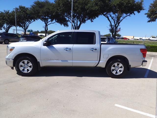 2018 Nissan Titan SV