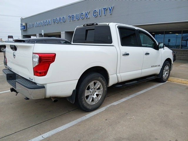 2018 Nissan Titan SV