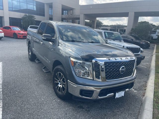 2018 Nissan Titan SV