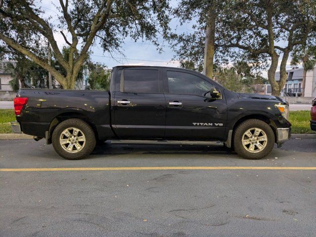 2018 Nissan Titan SV