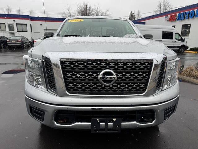 2018 Nissan Titan SV