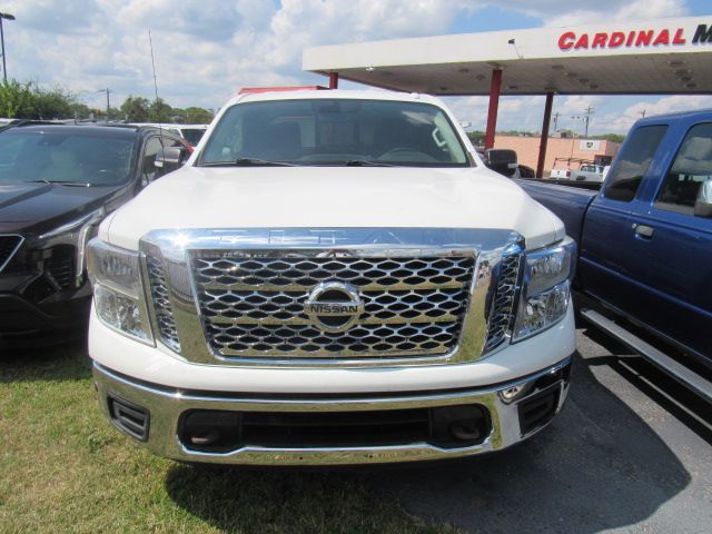 2018 Nissan Titan SV