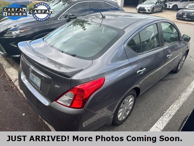 2018 Nissan Versa SV