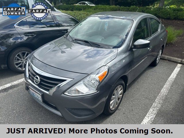 2018 Nissan Versa SV