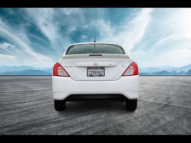 2018 Nissan Versa SV